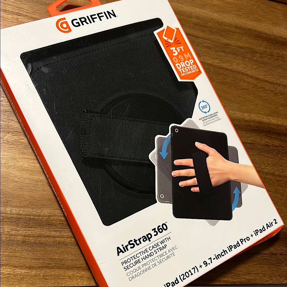 Griffin AirStrap 360° iPad Case NWT